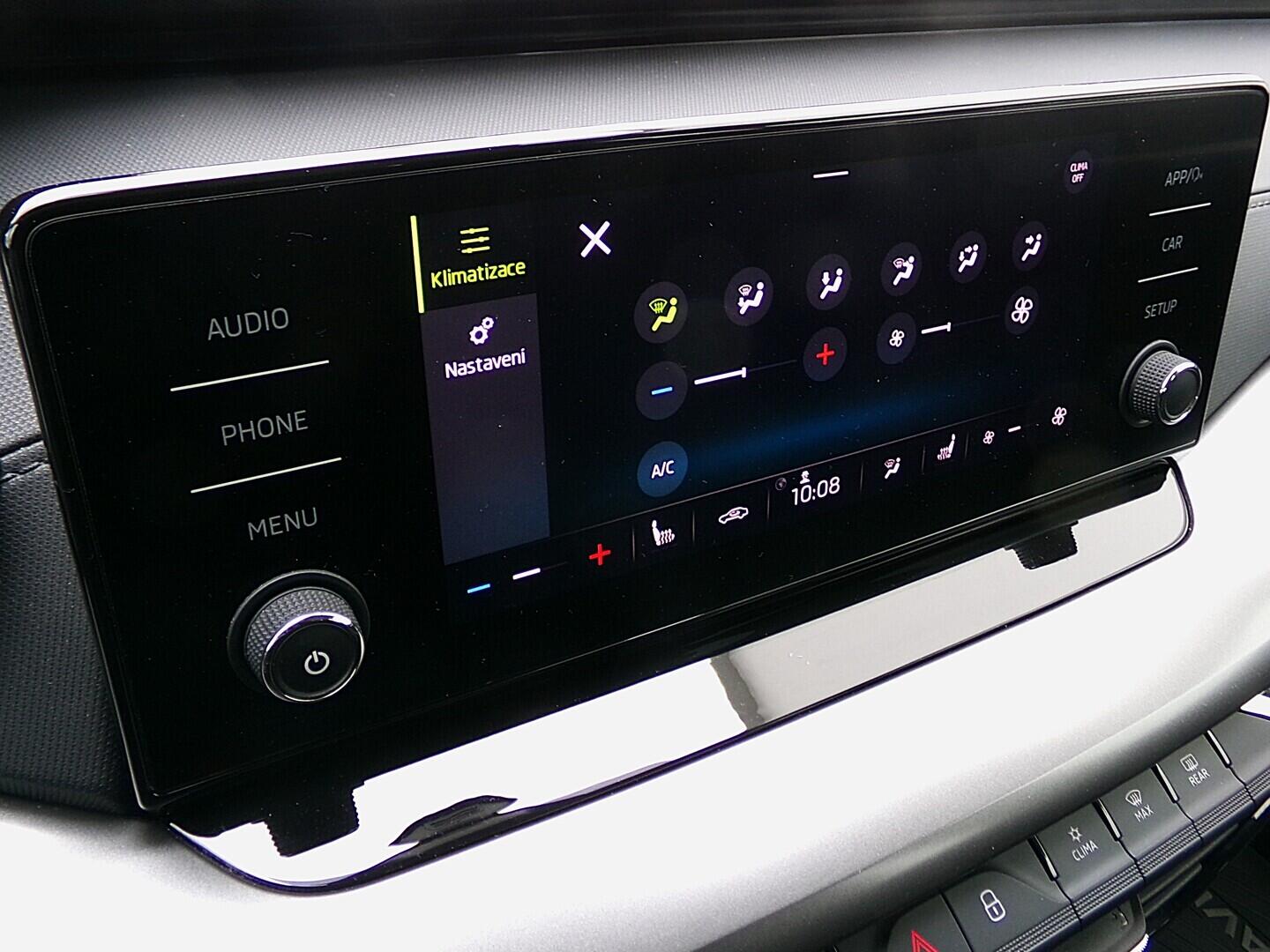 O419V07950_29.webp_OCTAVIA Active 2.0 TDI 85 kW manuál, DPH