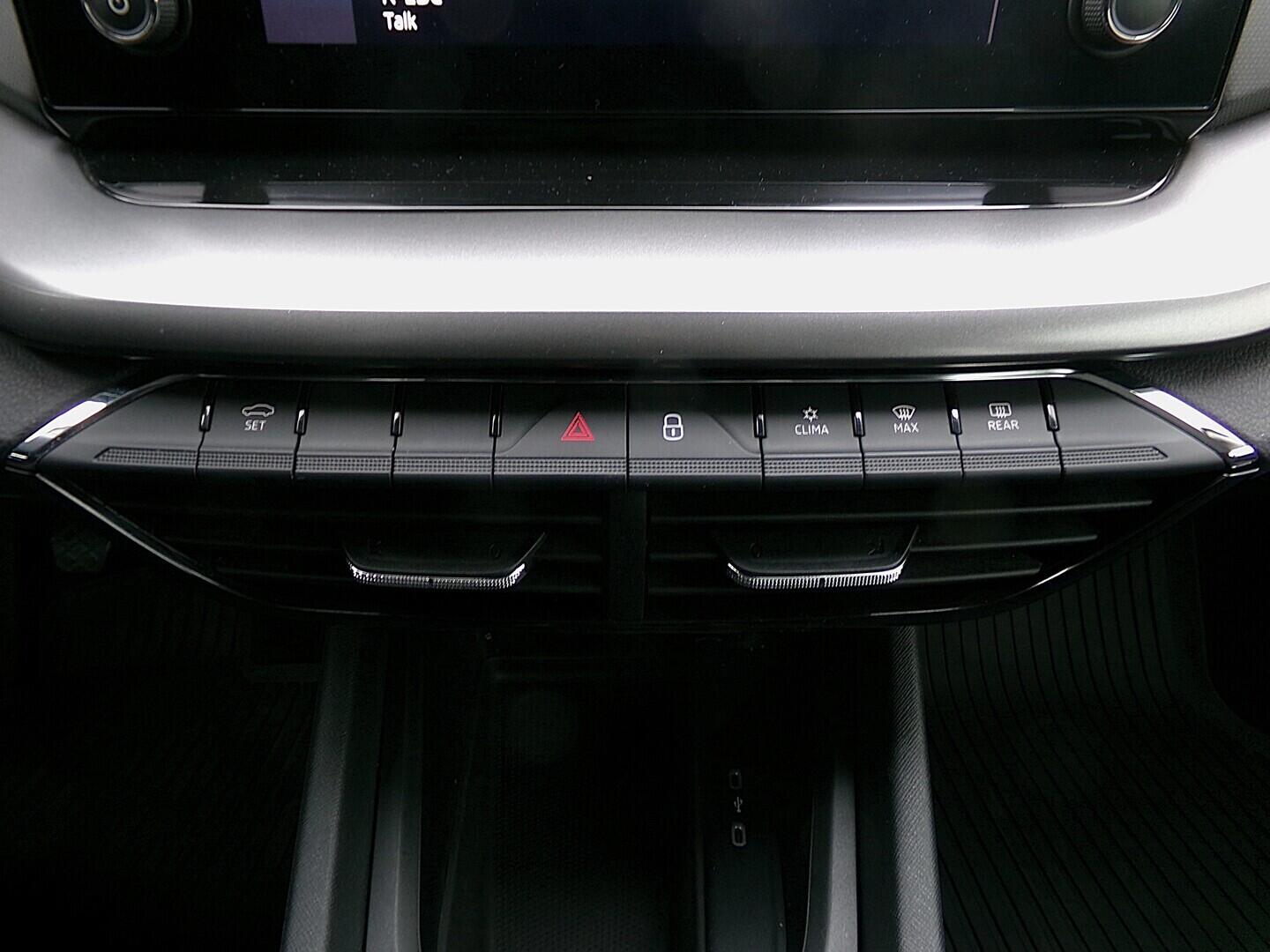 O419V07950_30.webp_OCTAVIA Active 2.0 TDI 85 kW manuál, DPH