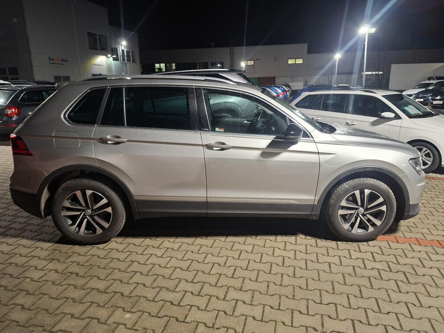 O419V07953_12.webp_TIGUAN Drive 2.0 TDI 110 kW manuál