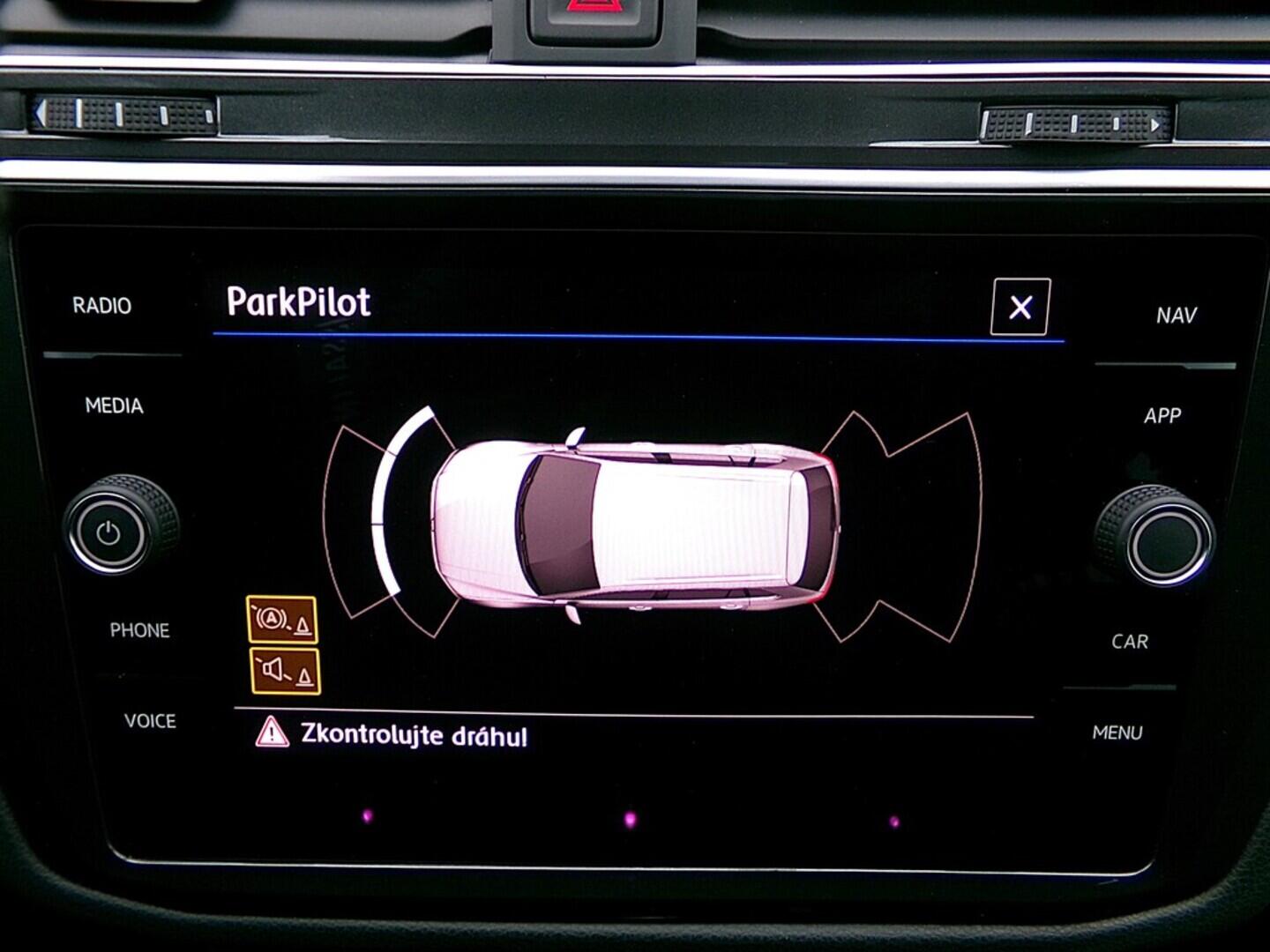 O419V07953_29.webp_TIGUAN Drive 2.0 TDI 110 kW manuál