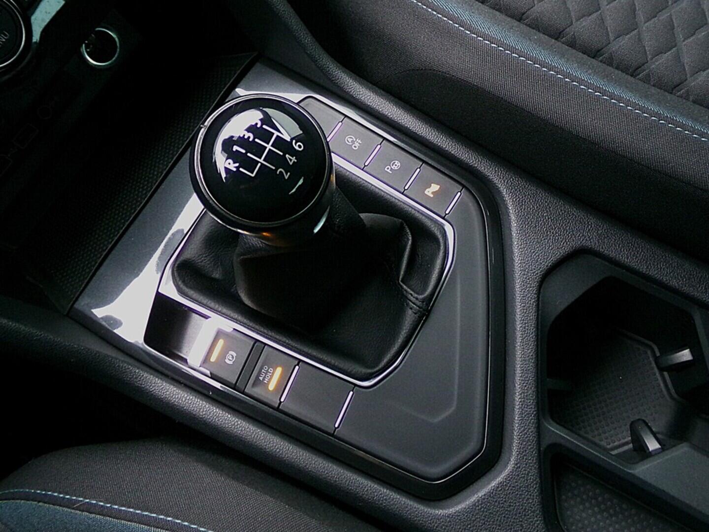 O419V07953_33.webp_TIGUAN Drive 2.0 TDI 110 kW manuál