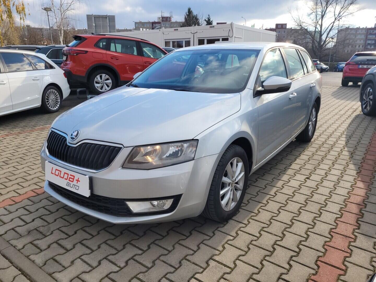 O419V07957_10.webp_OCTAVIA Ambition 1.8 TSI 132 kW automat