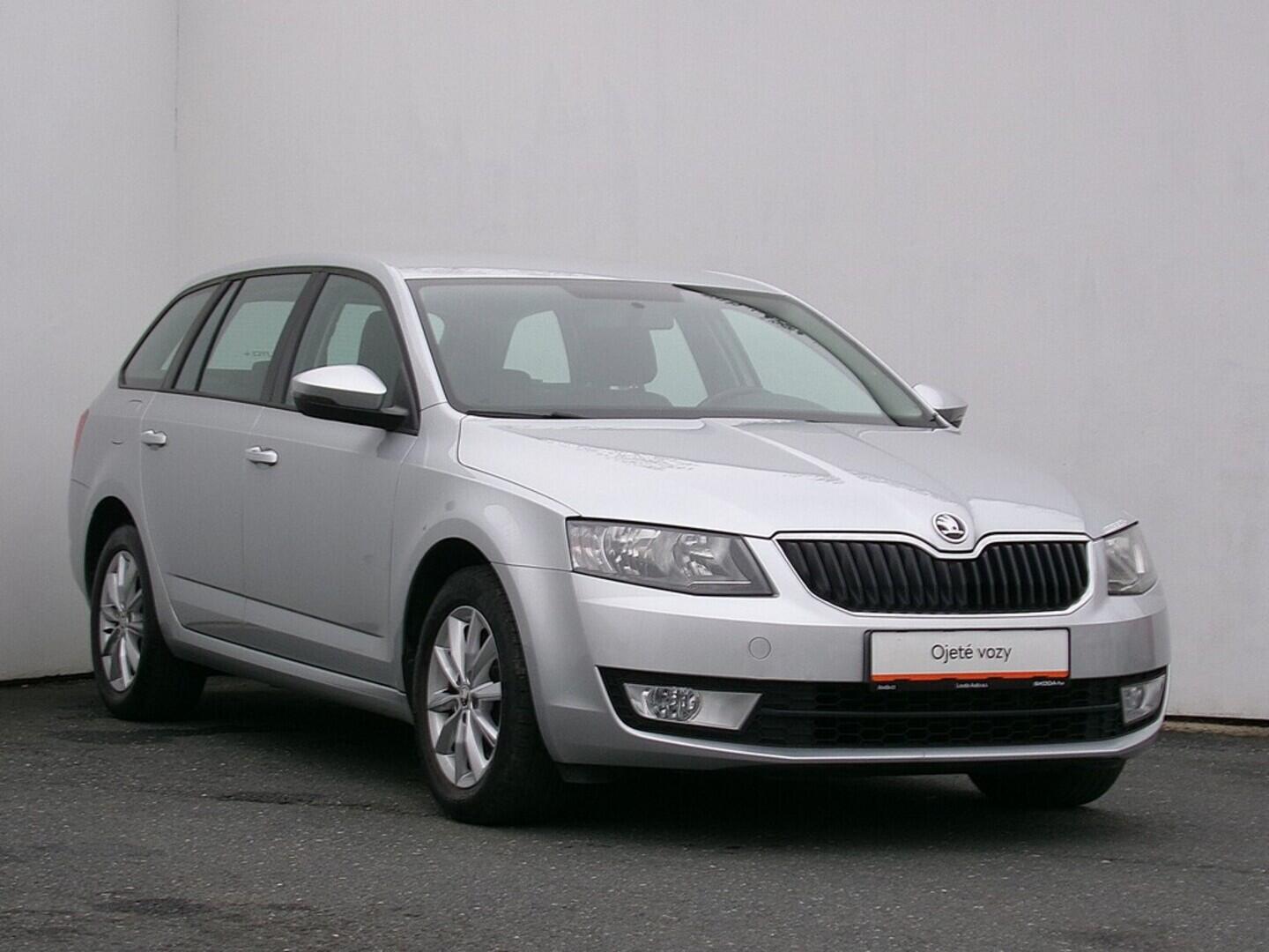 O419V07957_14.webp_OCTAVIA Ambition 1.8 TSI 132 kW automat