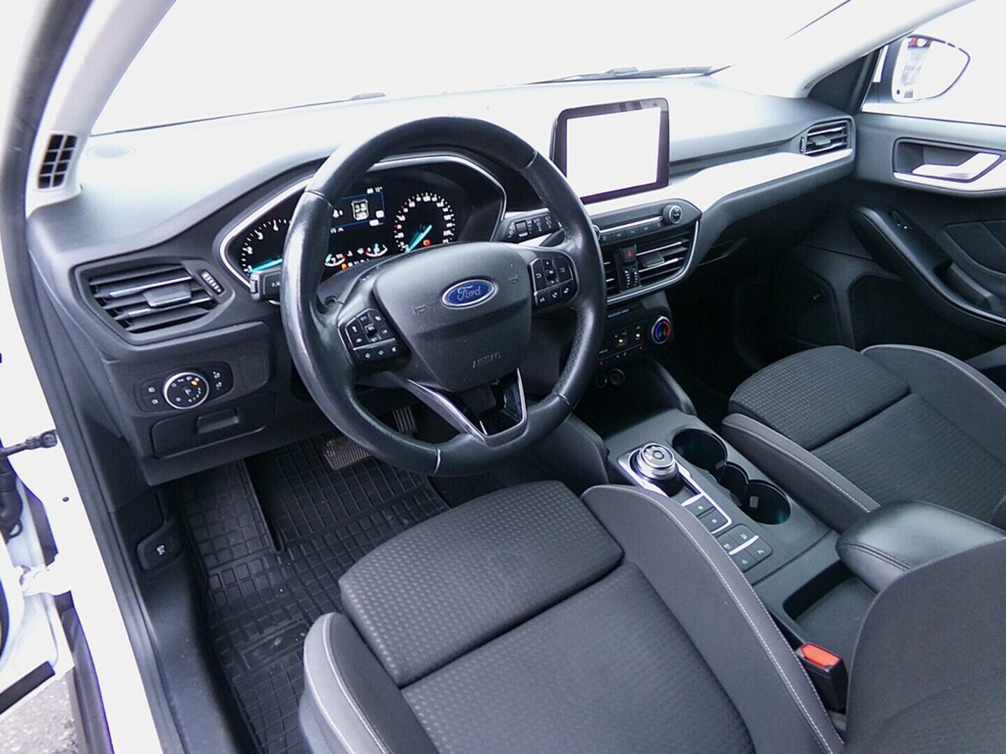 O419V07959_19.webp_FOCUS Trend plus 1.0 EcoBoost 92 kW automat