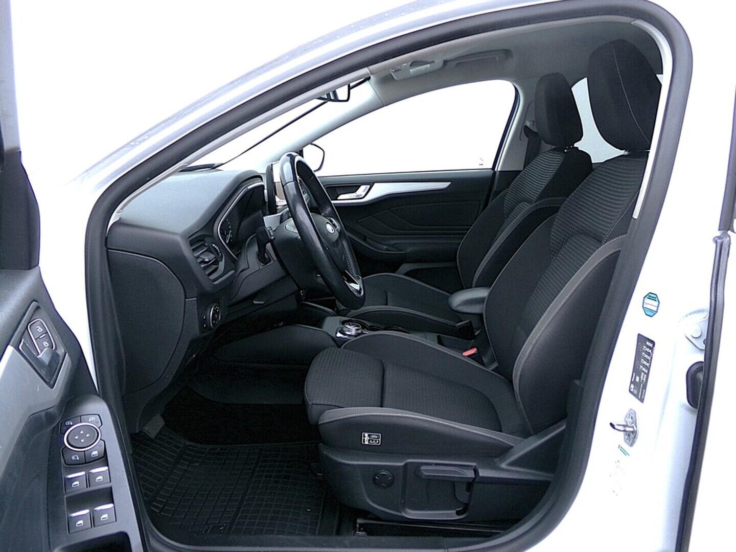 O419V07959_20.webp_FOCUS Trend plus 1.0 EcoBoost 92 kW automat