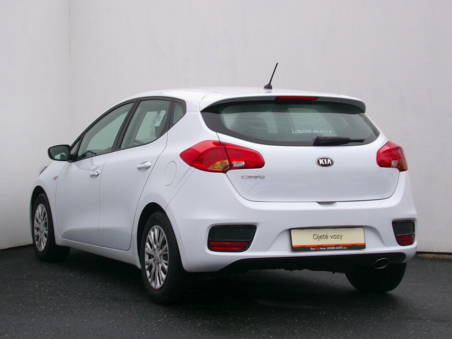 O419V07962_15.webp_CEED  1.4 G4LC 73 kW manuál, DPH