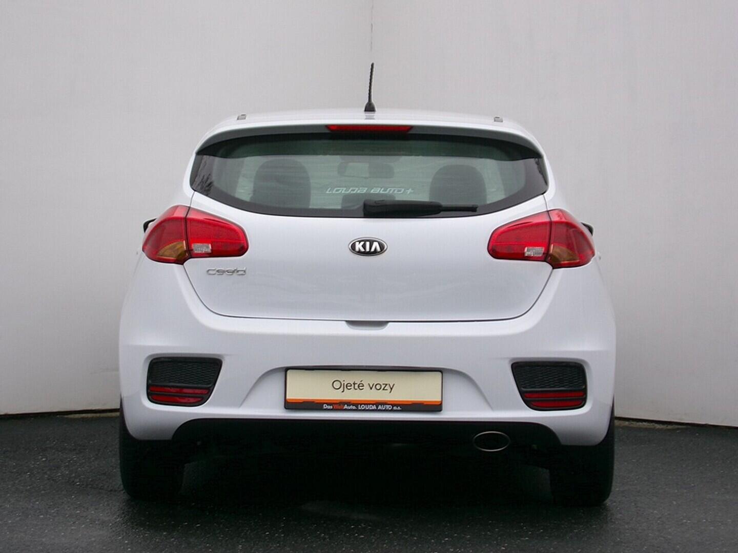 O419V07962_17.webp_CEED  1.4 G4LC 73 kW manuál, DPH