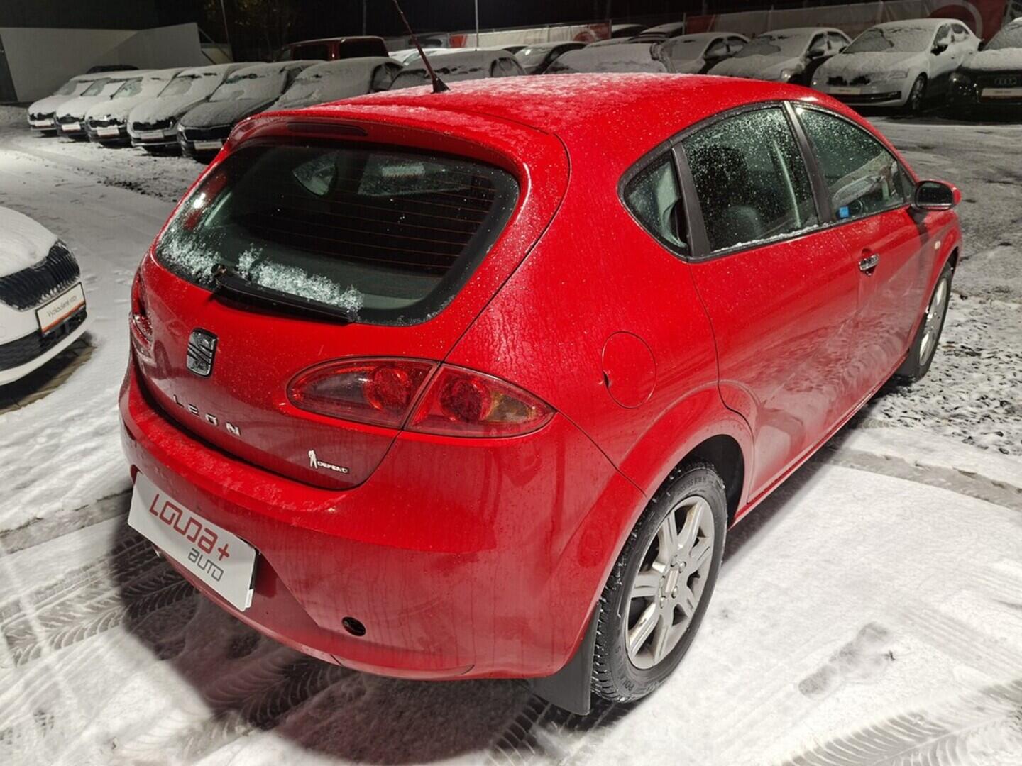 O419V07963_11.webp_LEON Stylance 1.6 TSI 75 kW manuál