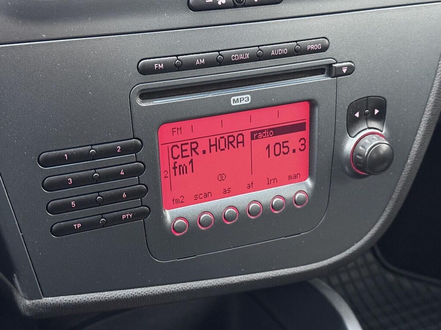 O419V07963_26.webp_LEON Stylance 1.6 TSI 75 kW manuál