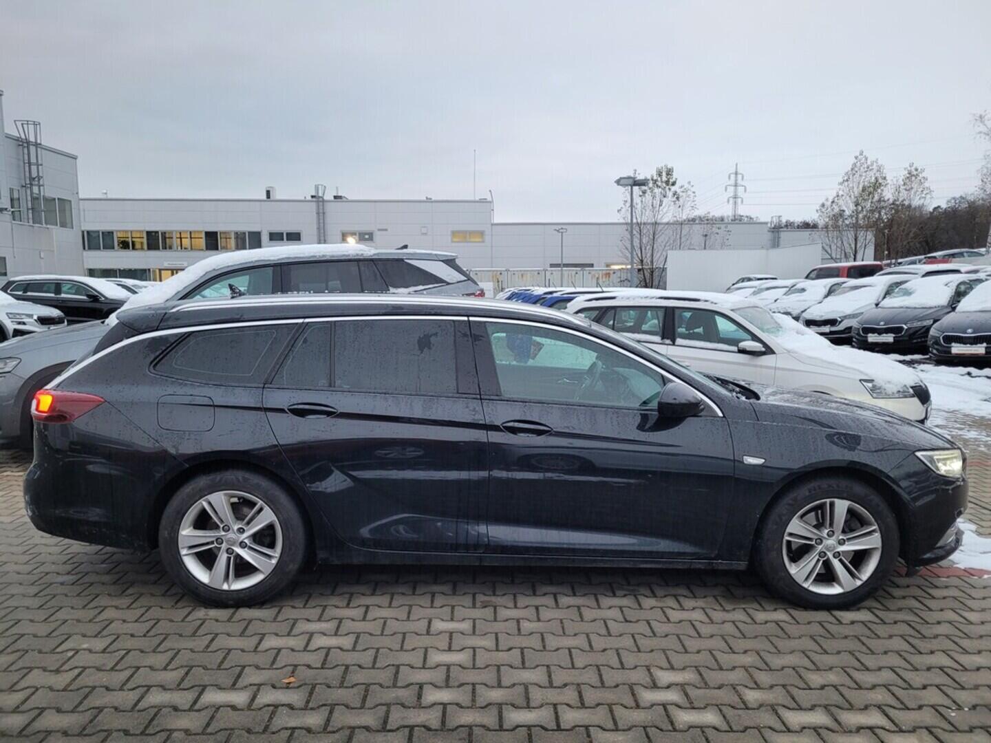 O419V07967_12.webp_INSIGNIA Innovation ST 2.0 CDTi 125 kW automat