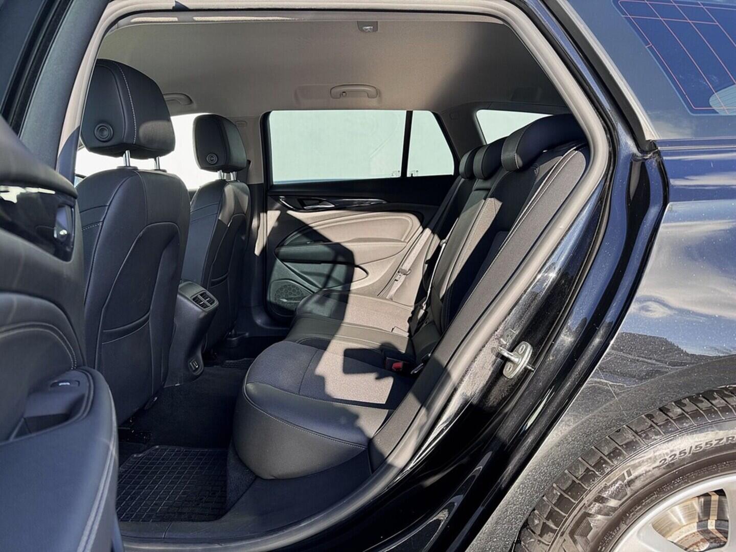 O419V07967_30.webp_INSIGNIA Innovation ST 2.0 CDTi 125 kW automat