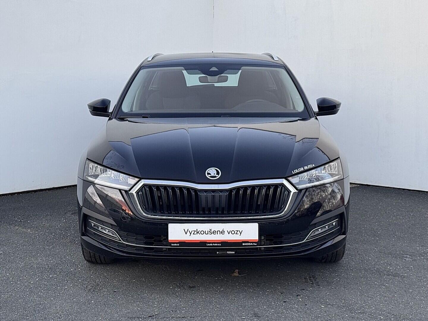 O419V07970_13.webp_OCTAVIA Style 1.5 TSI 110 kW manuál, DPH