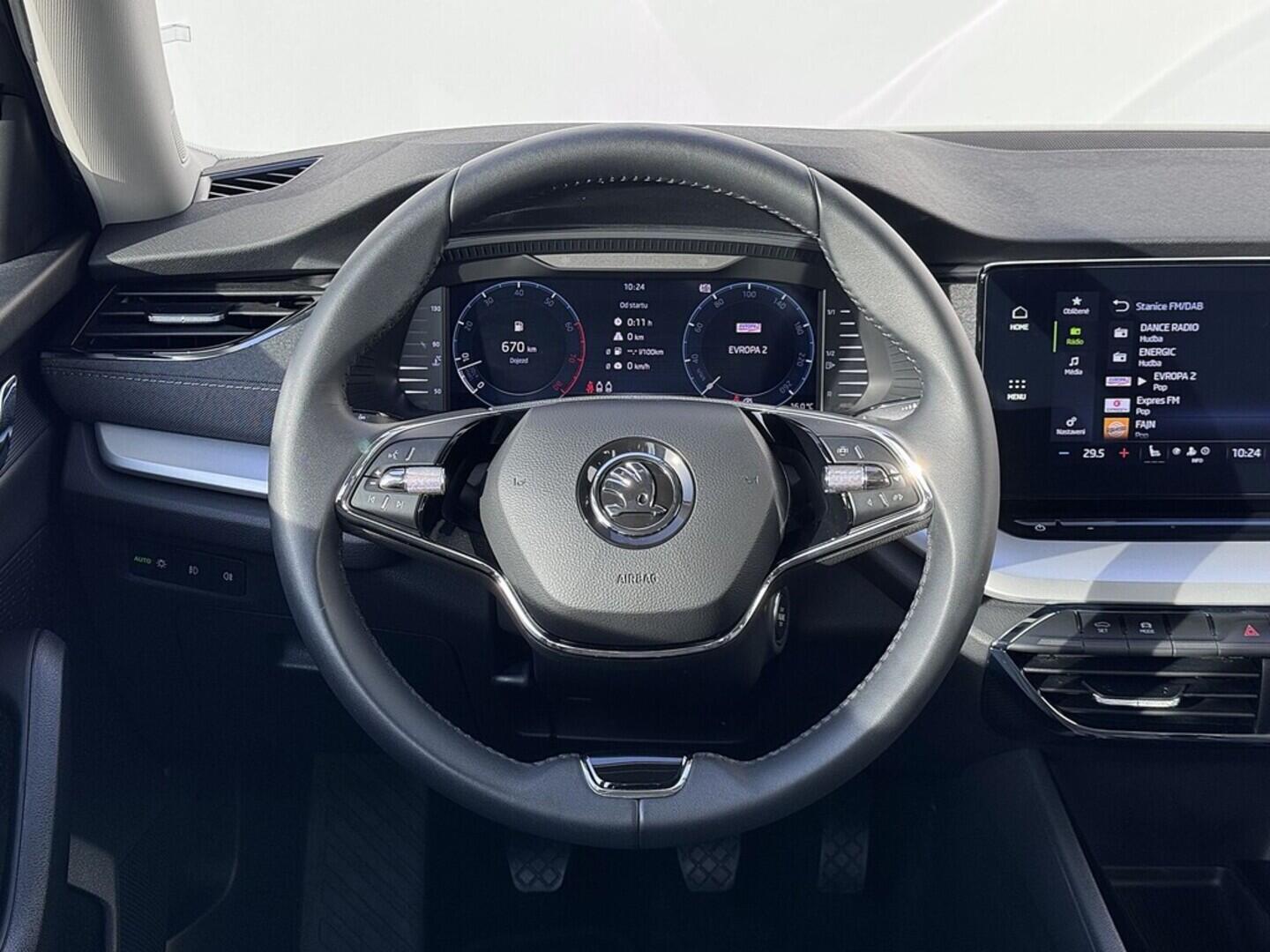 O419V07970_22.webp_OCTAVIA Style 1.5 TSI 110 kW manuál, DPH