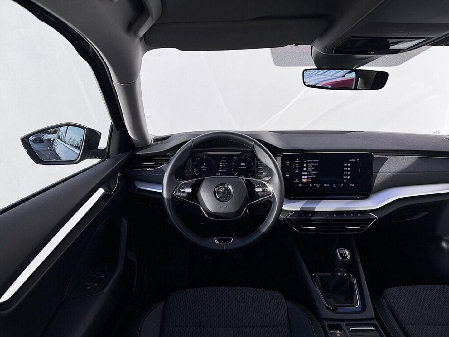 O419V07970_23.webp_OCTAVIA Style 1.5 TSI 110 kW manuál, DPH