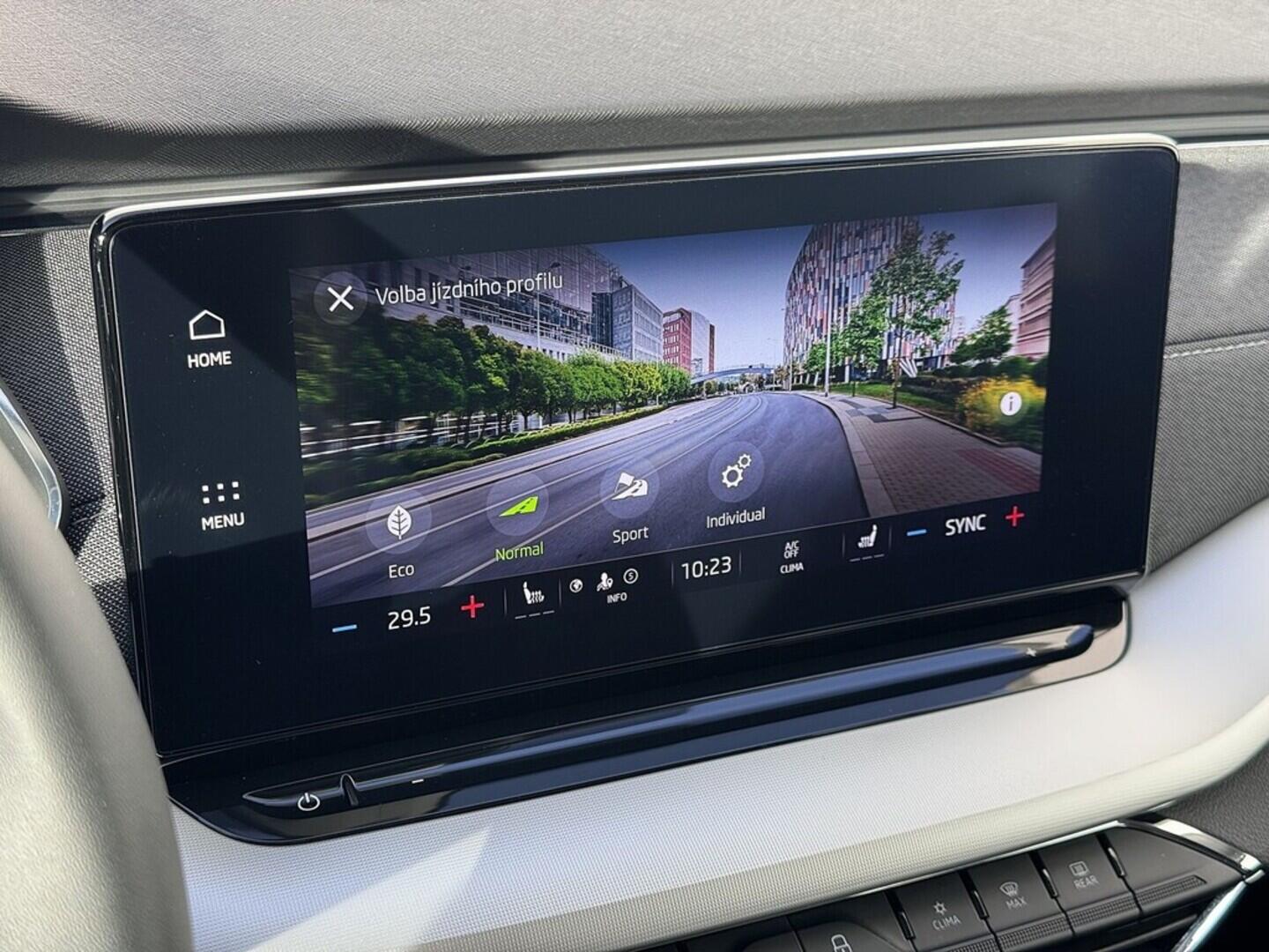 O419V07970_25.webp_OCTAVIA Style 1.5 TSI 110 kW manuál, DPH