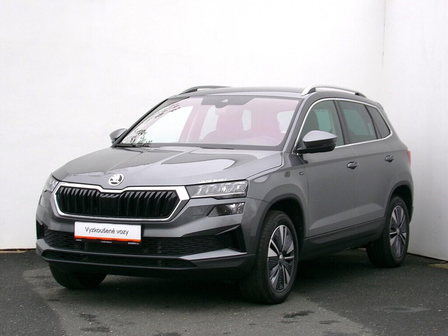 O419V07971_10.webp_KAROQ Selection 1.5 TSI 110 kW automat, DPH