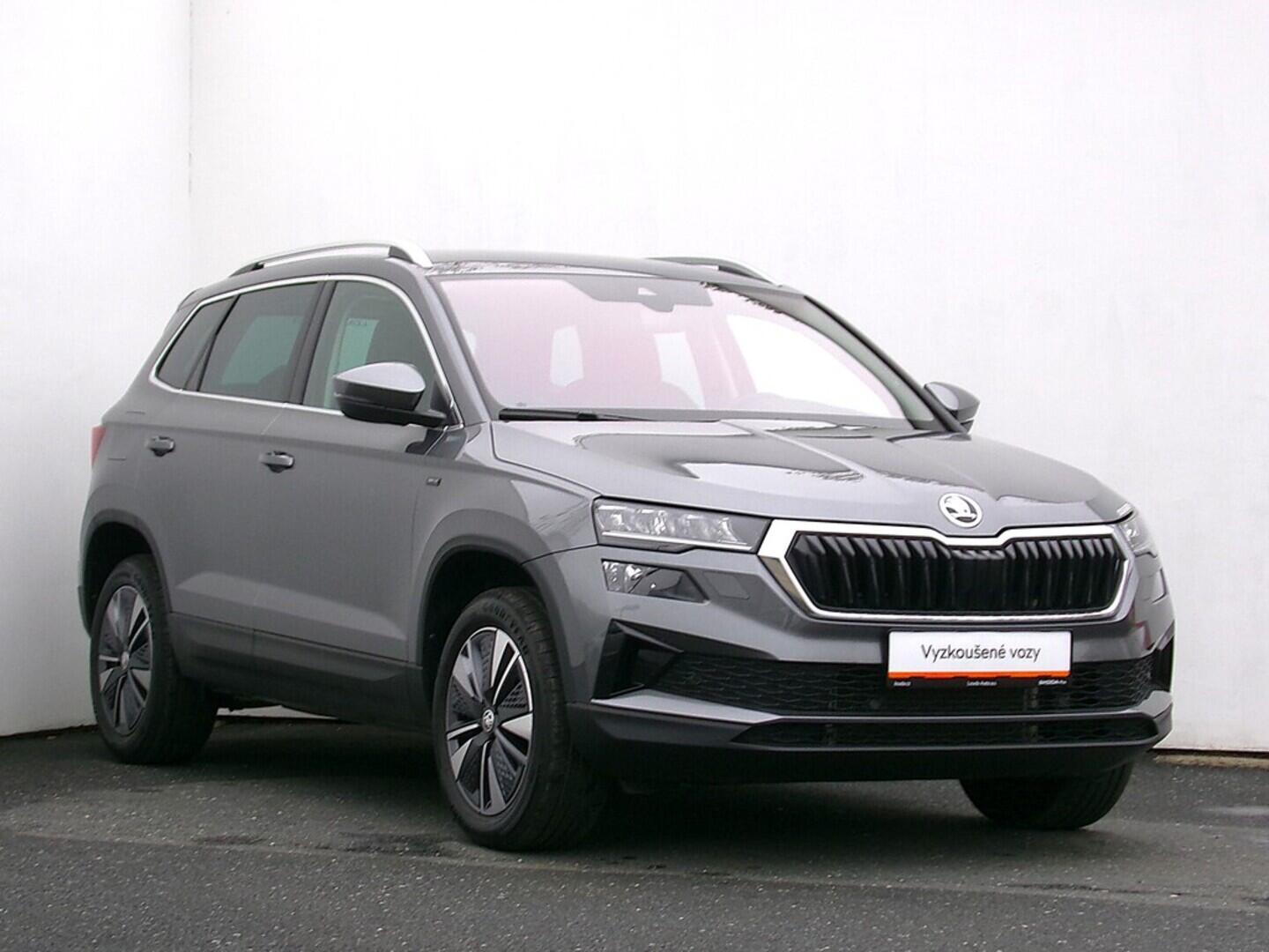 O419V07971_14.webp_KAROQ Selection 1.5 TSI 110 kW automat, DPH