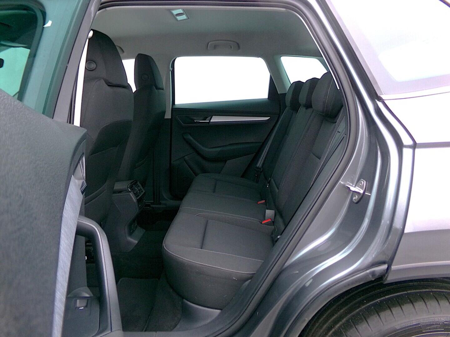 O419V07971_34.webp_KAROQ Selection 1.5 TSI 110 kW automat, DPH