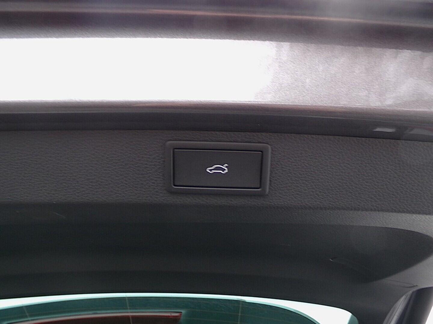 O419V07972_36.webp_KAROQ Selection 1.5 TSI 110 kW automat, DPH