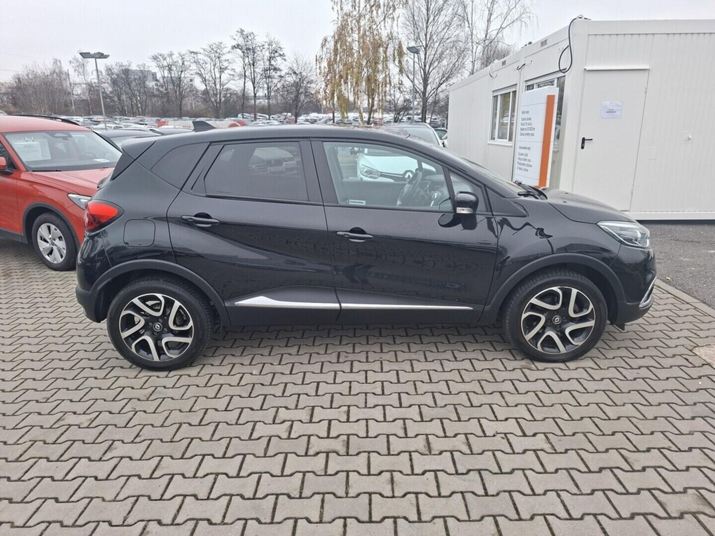 O419V07976_12.webp_CAPTUR . 1.2 H5F G4 87 kW automat