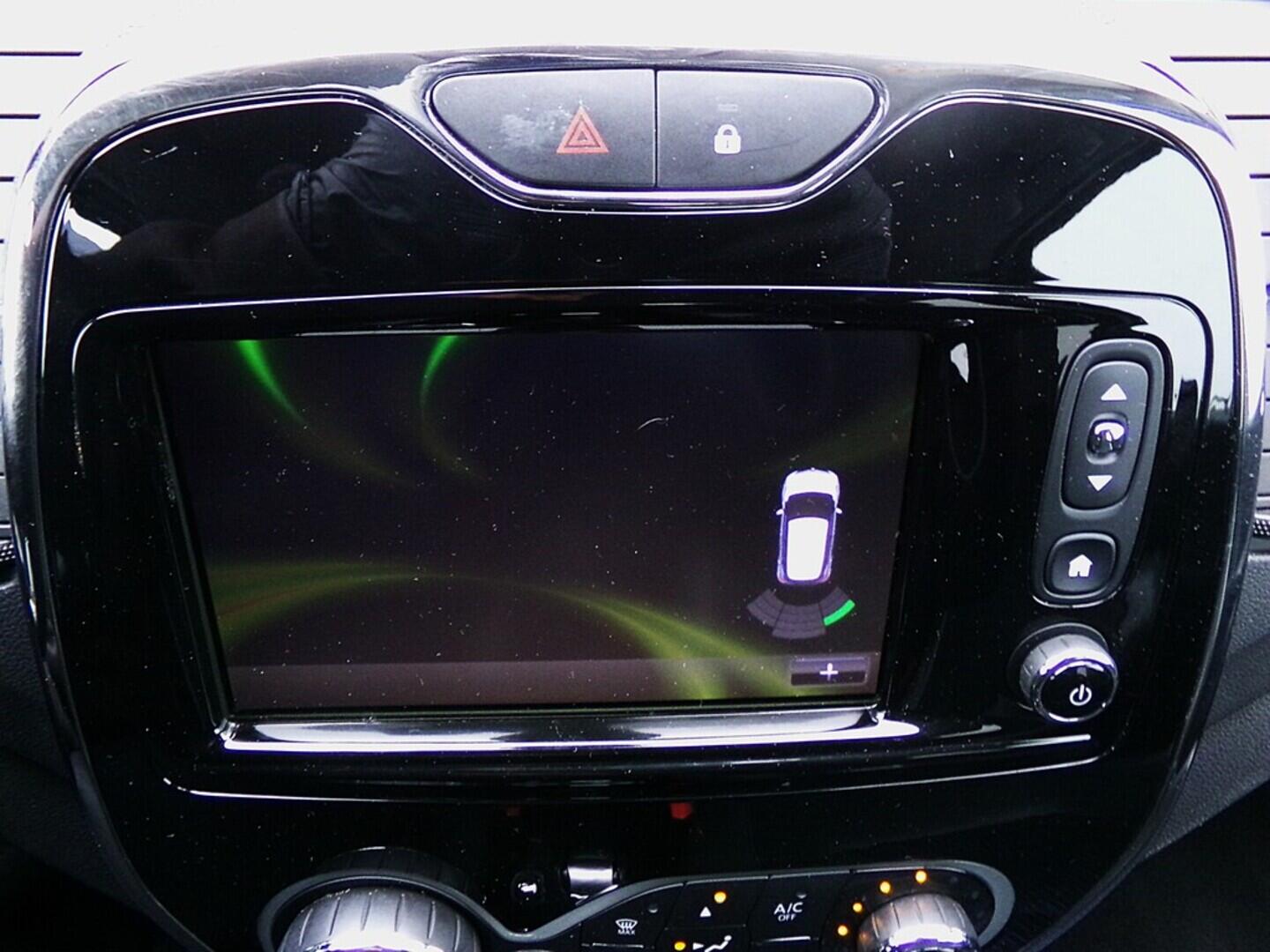 O419V07976_27.webp_CAPTUR . 1.2 H5F G4 87 kW automat