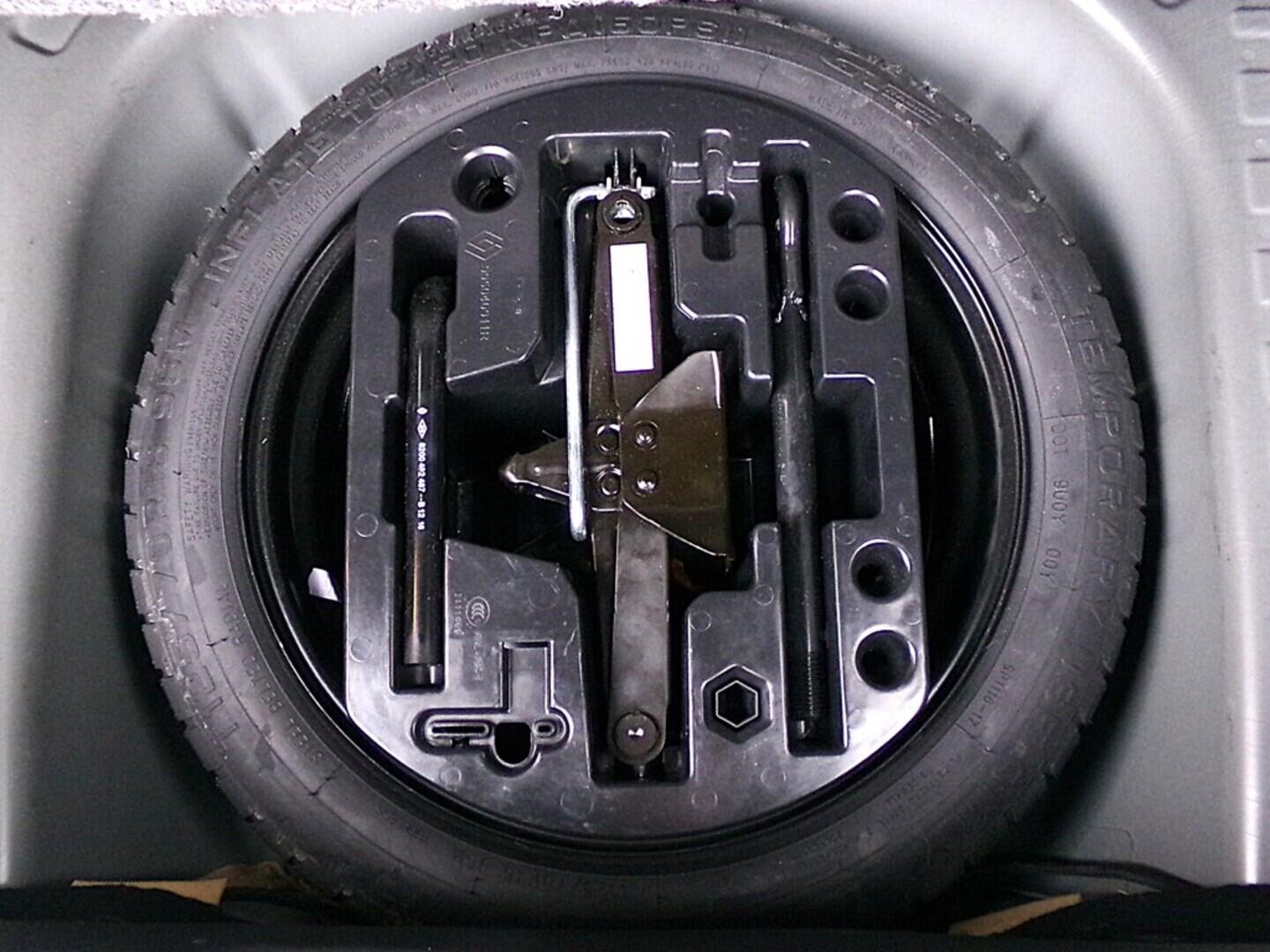 O419V07976_34.webp_CAPTUR . 1.2 H5F G4 87 kW automat