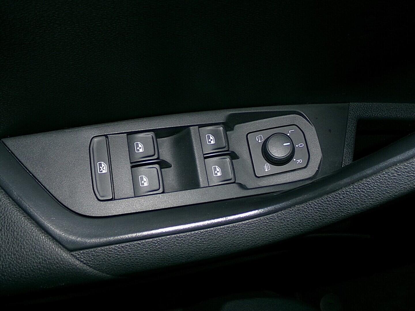 O419V07978_21.webp_KAROQ Style 1.5 TSI 110 kW automat