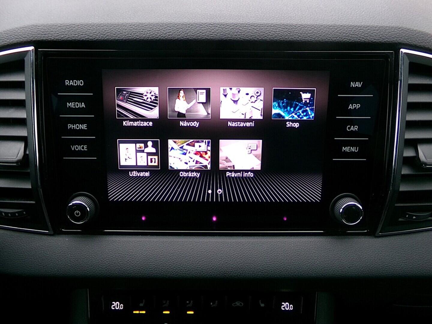 O419V07978_26.webp_KAROQ Style 1.5 TSI 110 kW automat