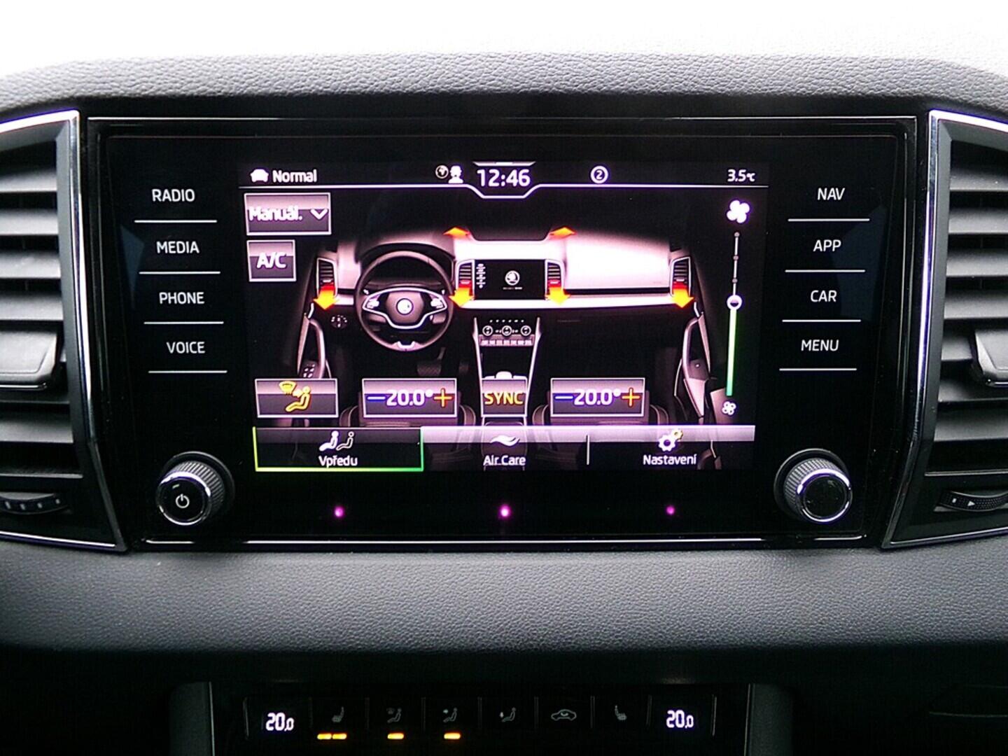 O419V07978_32.webp_KAROQ Style 1.5 TSI 110 kW automat