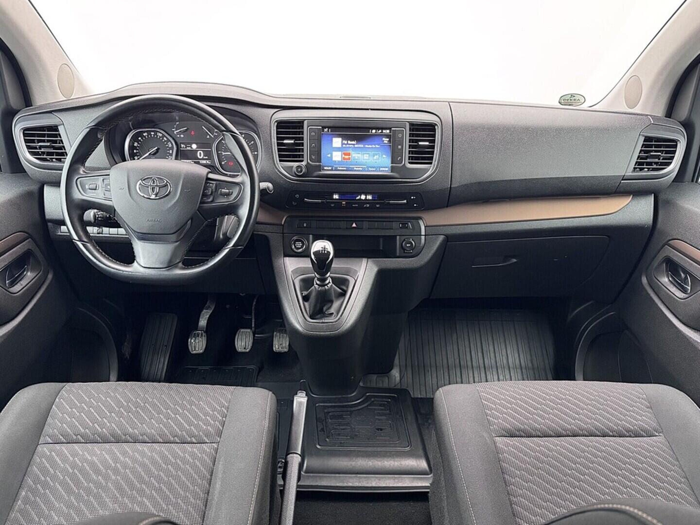 O419V07987_18.webp_PROACE VERSO D4-D Shuttle 2.0 AH01 110 kW manuál