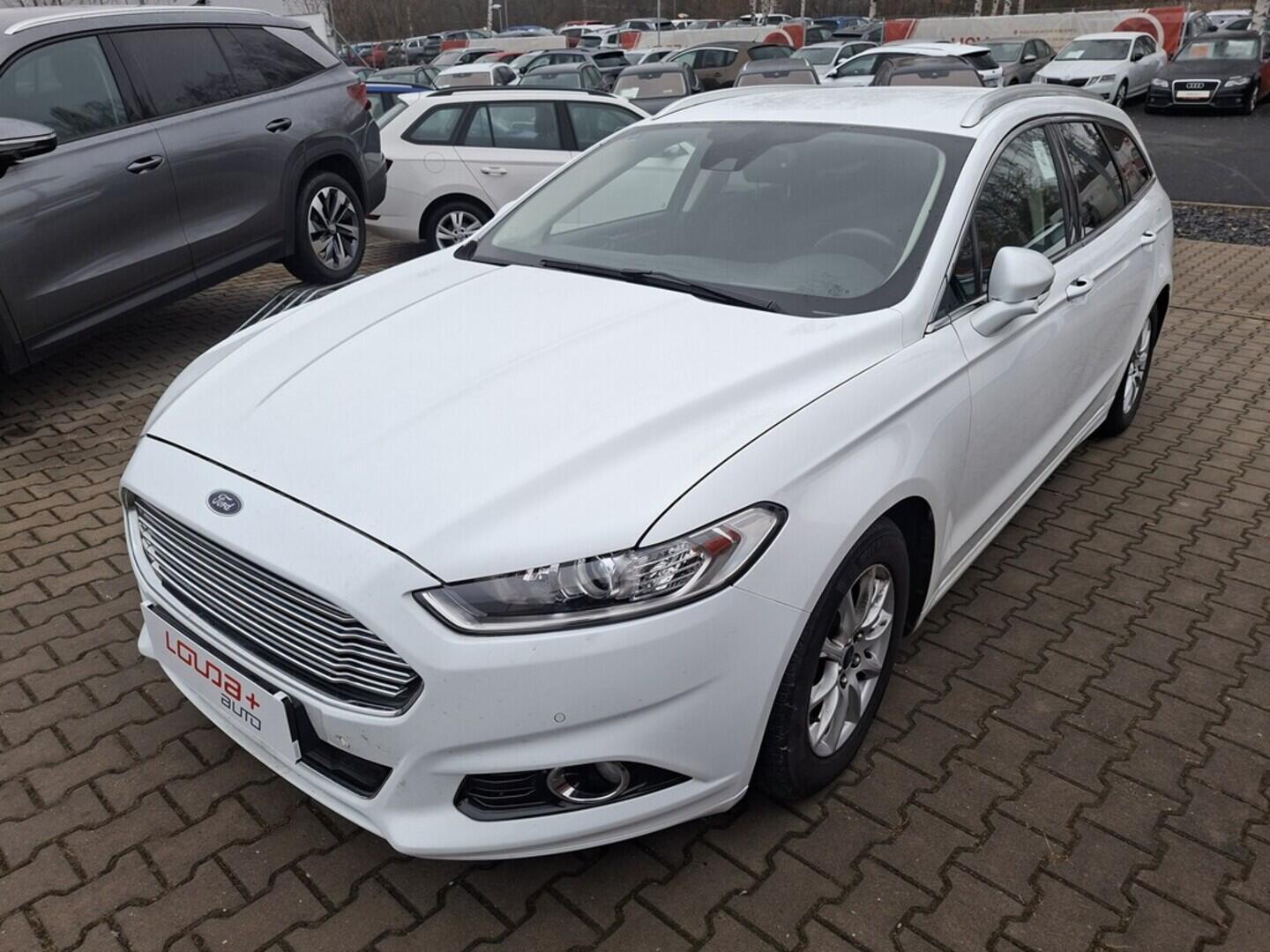O419V07988_10.webp_MONDEO Titanium 2.0 T8CD 132 kW manuál