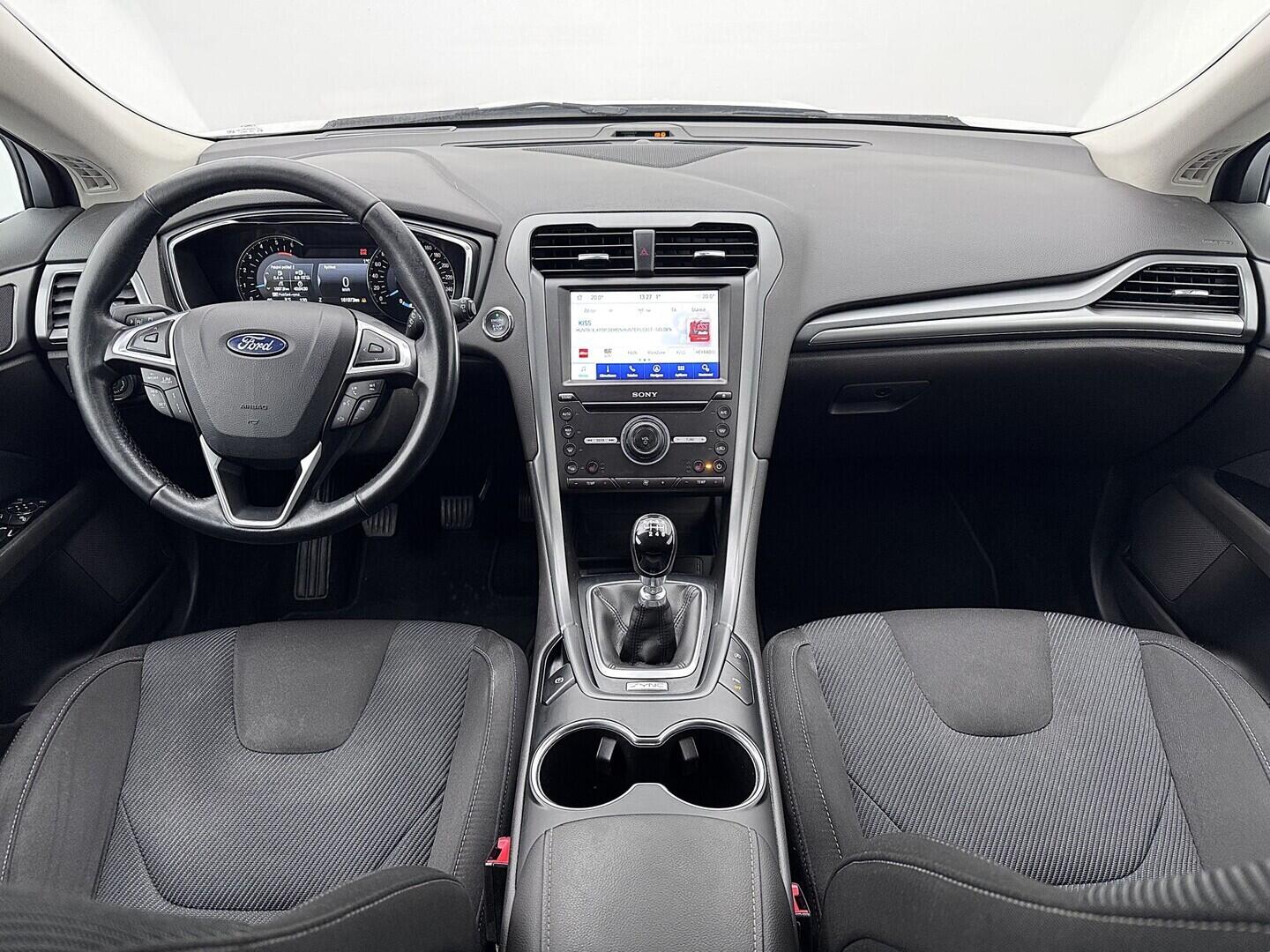 O419V07988_18.webp_MONDEO Titanium 2.0 TDCi 132 kW manuál