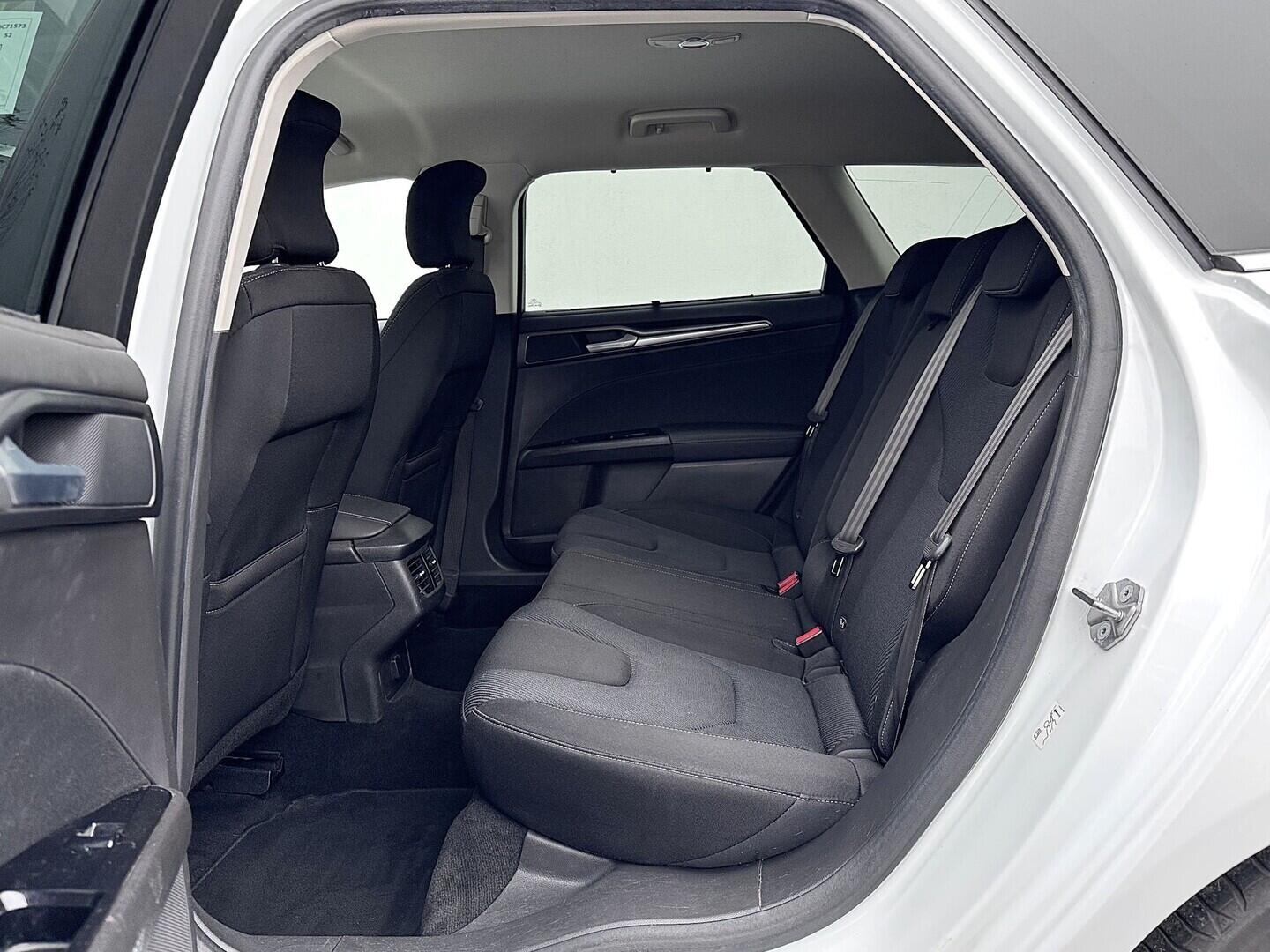 O419V07988_31.webp_MONDEO Titanium 2.0 TDCi 132 kW manuál