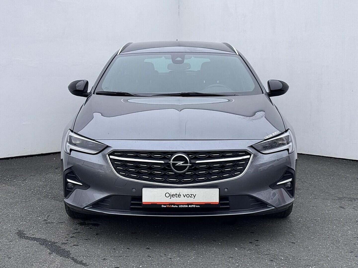 O419V07989_13.webp_INSIGNIA Ultimate 2.0 CDTI 128 kW manuál, DPH