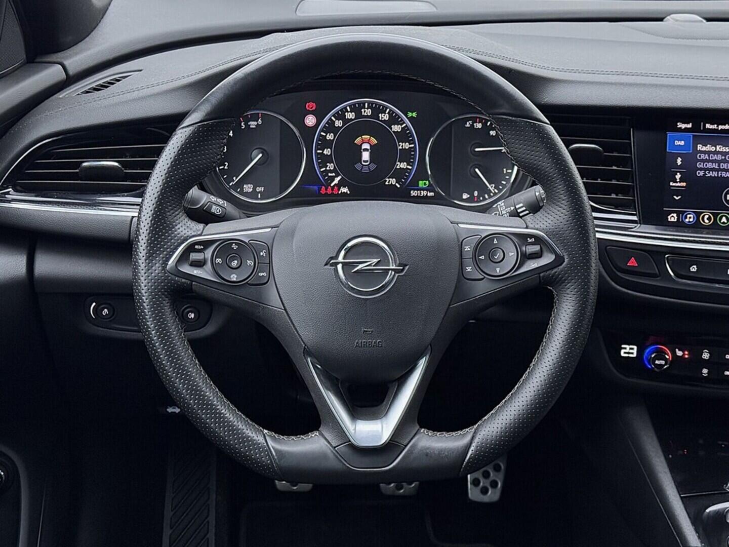 O419V07989_22.webp_INSIGNIA Ultimate 2.0 CDTI 128 kW manuál, DPH