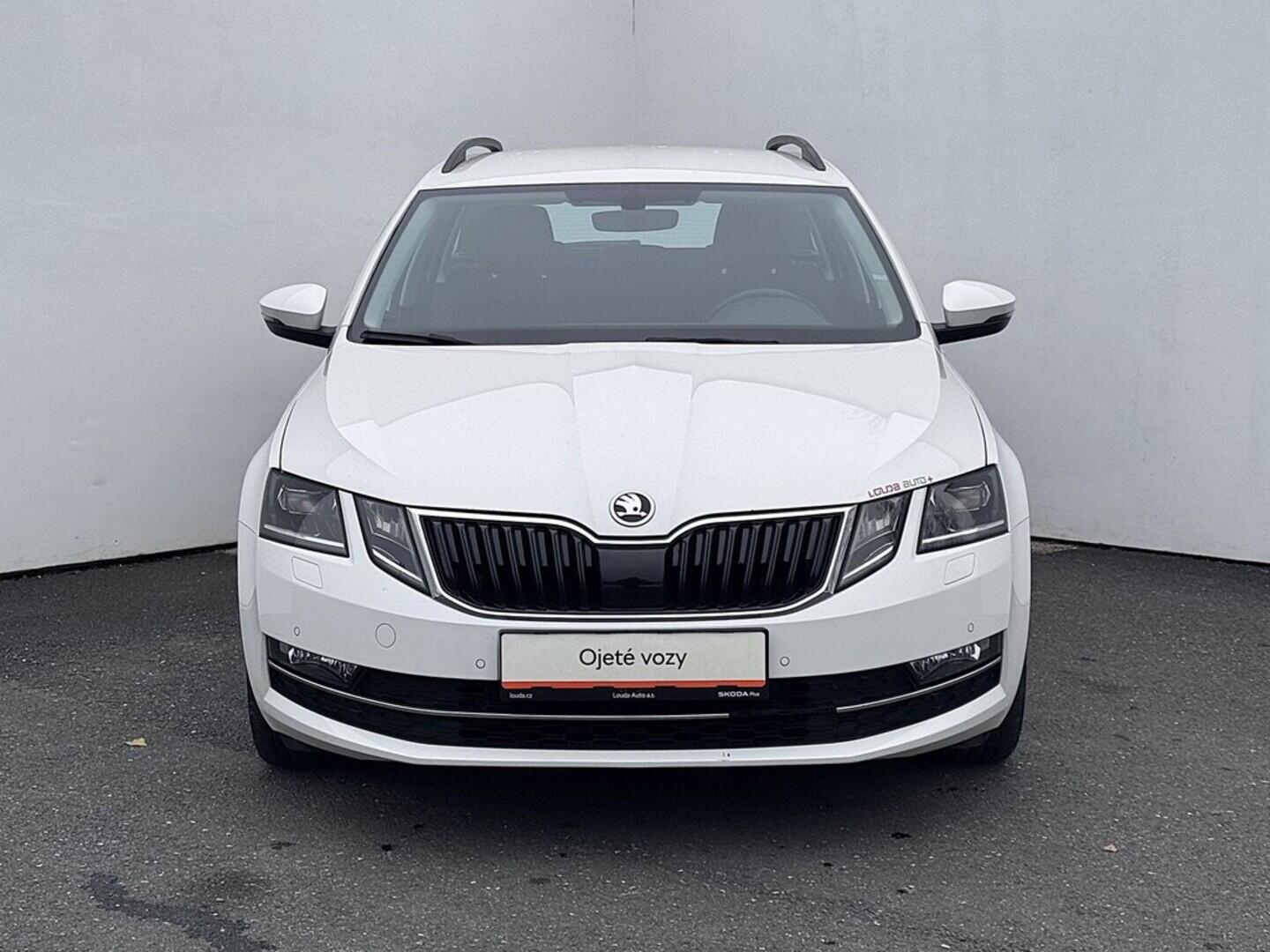 O419V07990_13.webp_OCTAVIA Style 1.6 TDI 81 kW manuál