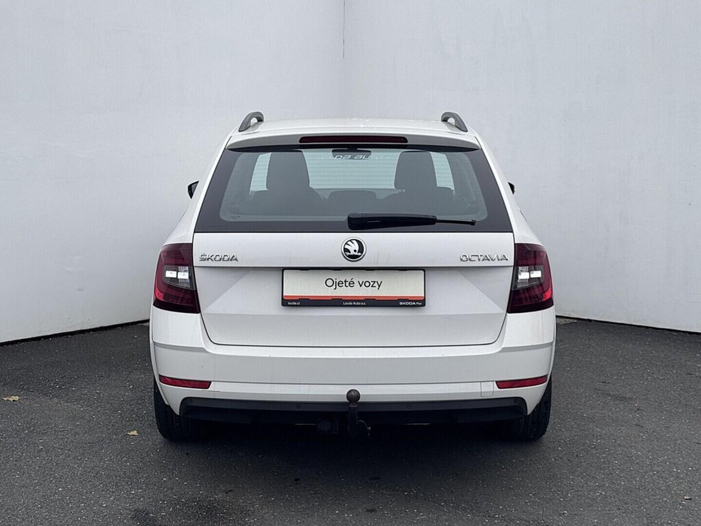 O419V07990_17.webp_OCTAVIA Style 1.6 TDI 81 kW manuál