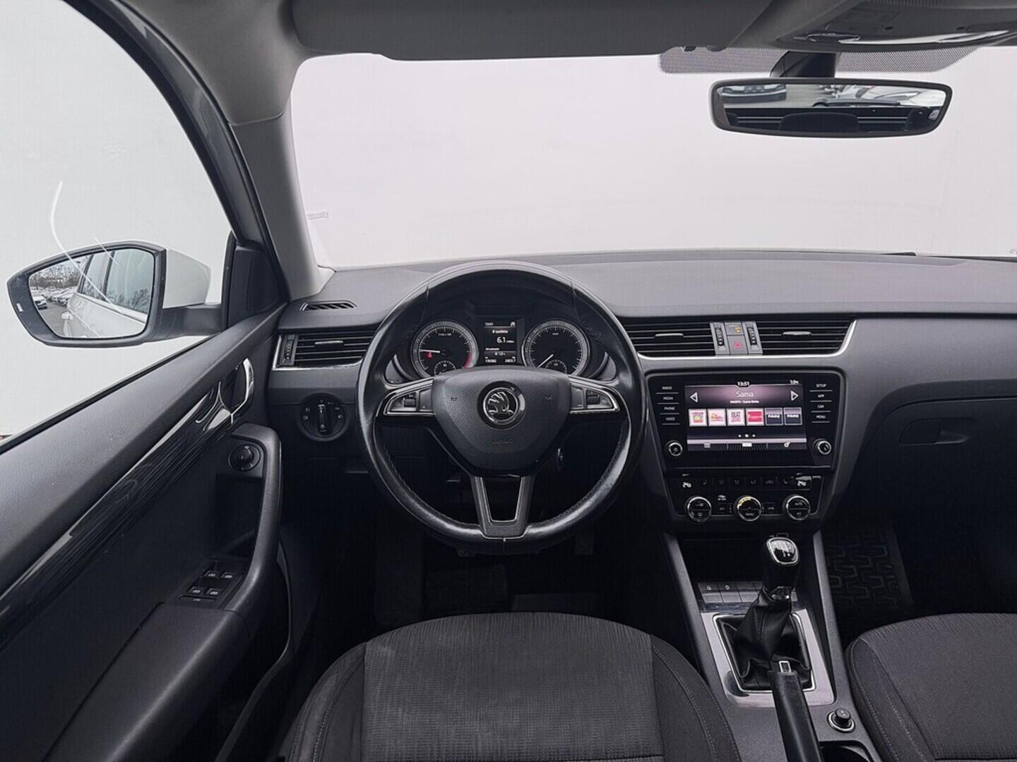 O419V07990_22.webp_OCTAVIA Style 1.6 TDI 81 kW manuál