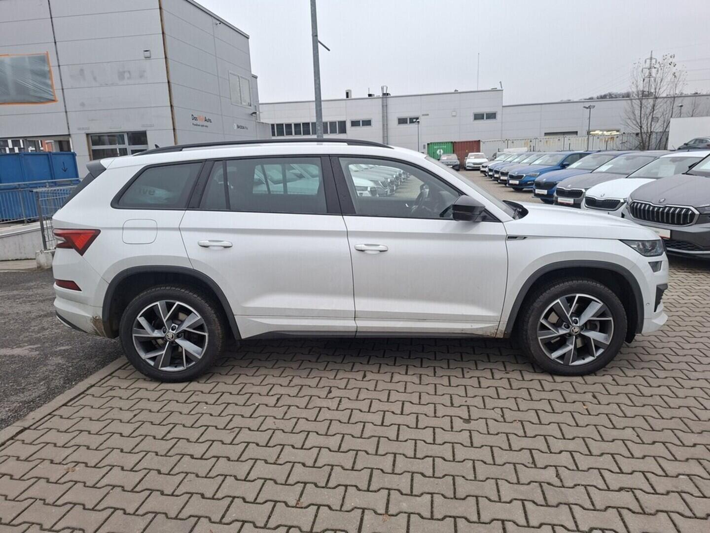 O419V07991_12.webp_KODIAQ SportLine 2.0 TDI 147 kW automat, DPH