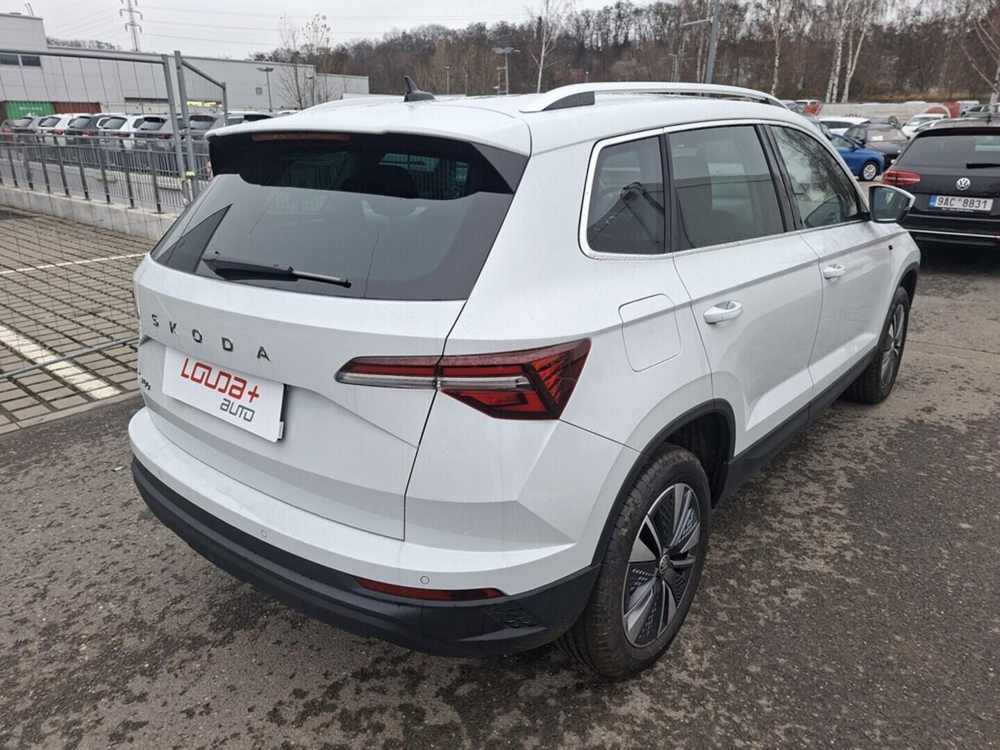 O419V07992_11.webp_KAROQ Drive 1.5 TSI 110 kW automat, DPH