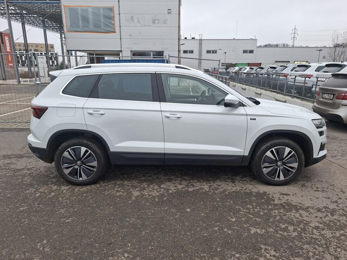 O419V07992_12.webp_KAROQ Drive 1.5 TSI 110 kW automat, DPH