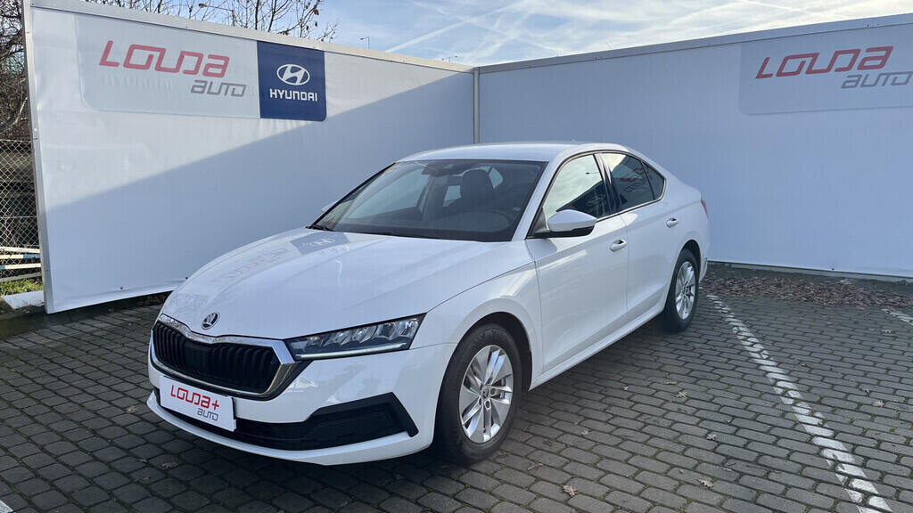 O419V07997_10.webp_OCTAVIA Ambition 2.0 TDI 85 kW manuál, DPH