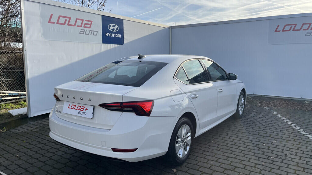 O419V07997_11.webp_OCTAVIA Ambition 2.0 TDI 85 kW manuál, DPH