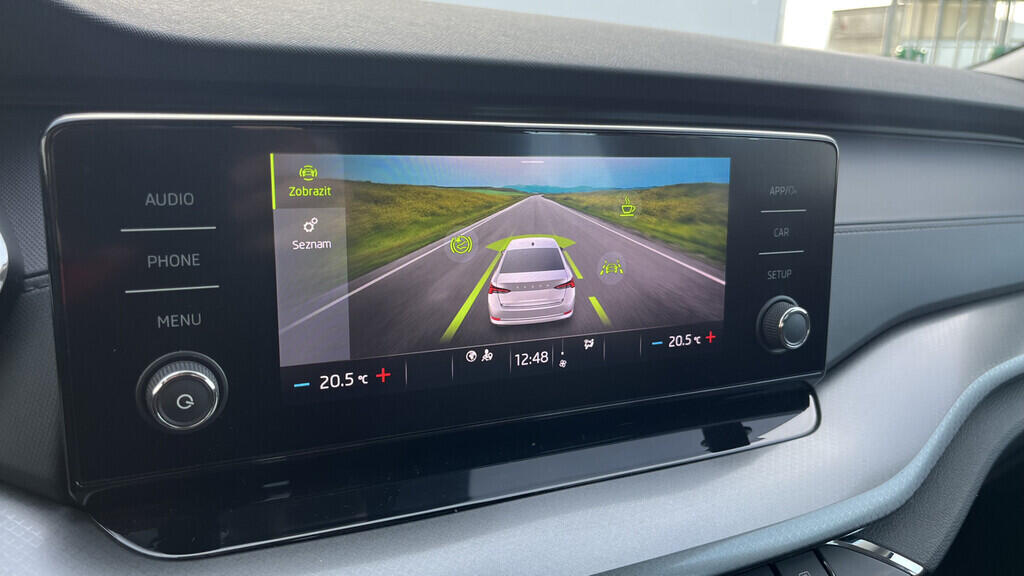 O419V07997_25.webp_OCTAVIA Ambition 2.0 TDI 85 kW manuál, DPH