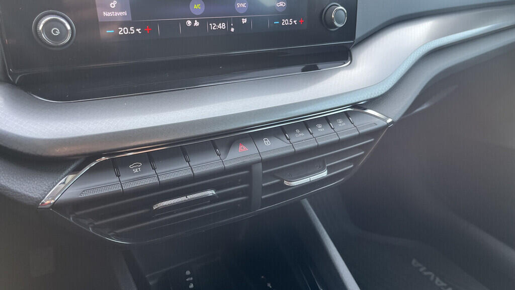 O419V07997_28.webp_OCTAVIA Ambition 2.0 TDI 85 kW manuál, DPH