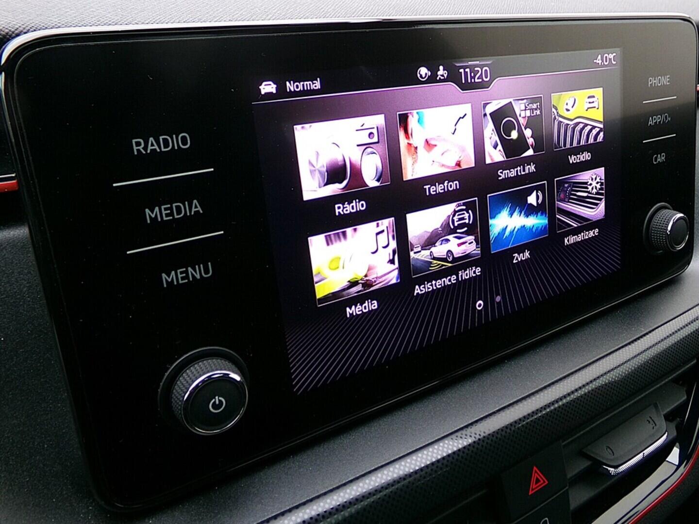 O419V07999_26.webp_SCALA Monte Carlo 1.0 TSI 81 kW manuál, DPH