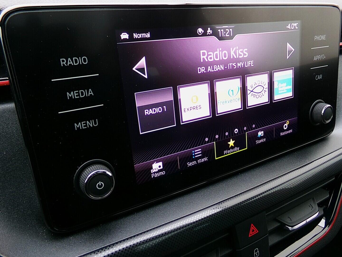 O419V07999_29.webp_SCALA Monte Carlo 1.0 TSI 81 kW manuál, DPH