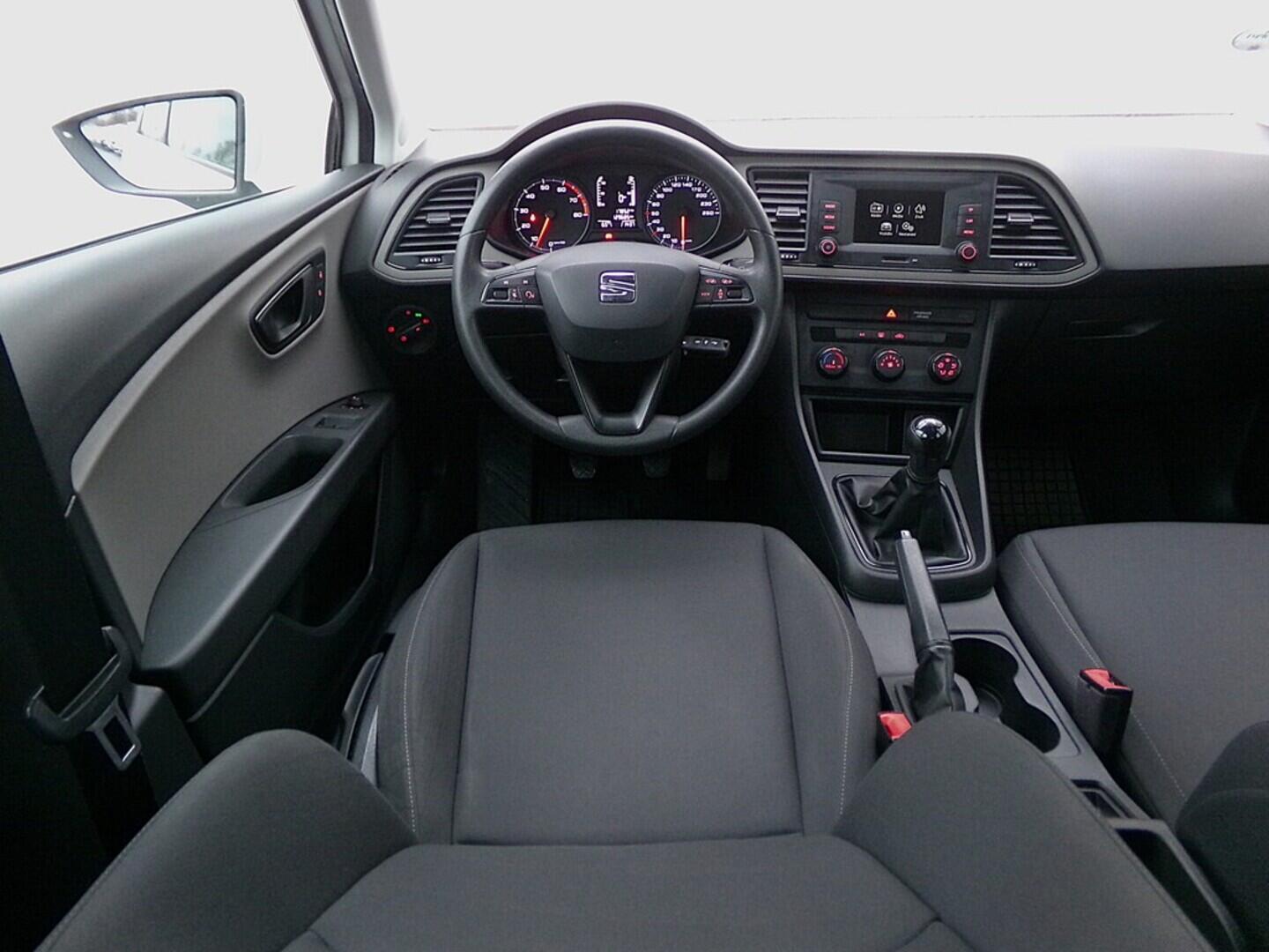 O419V08001_24.webp_LEON ST Reference 1.2 TSI 63 kW manuál