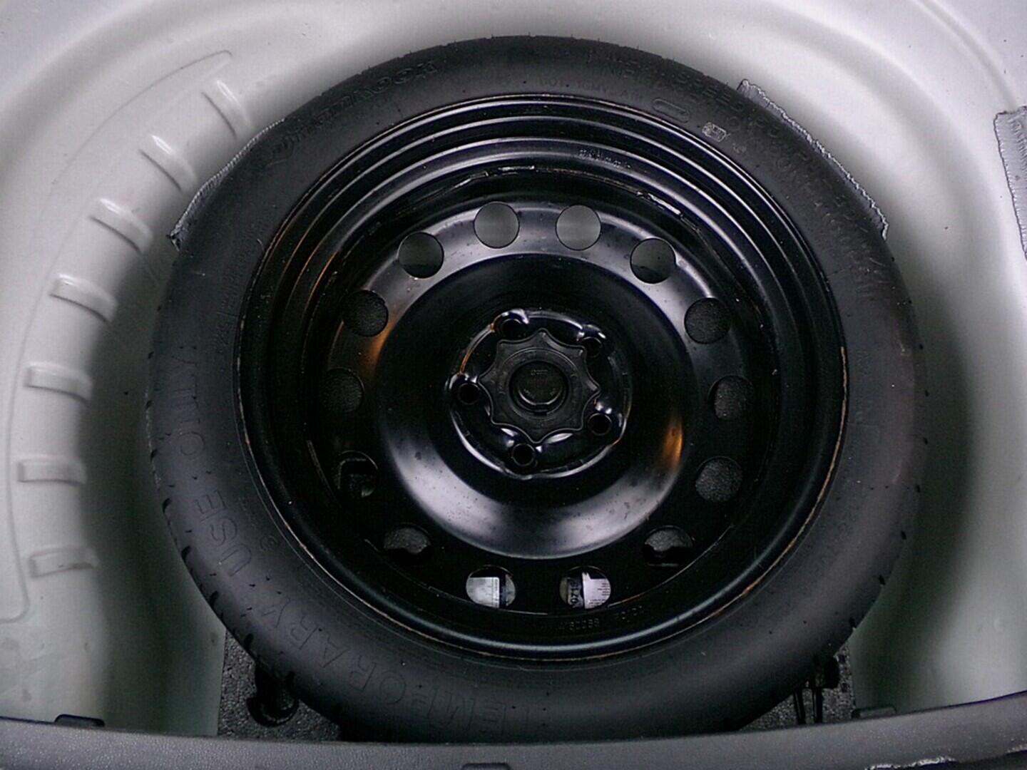 O419V08001_31.webp_LEON ST Reference 1.2 TSI 63 kW manuál