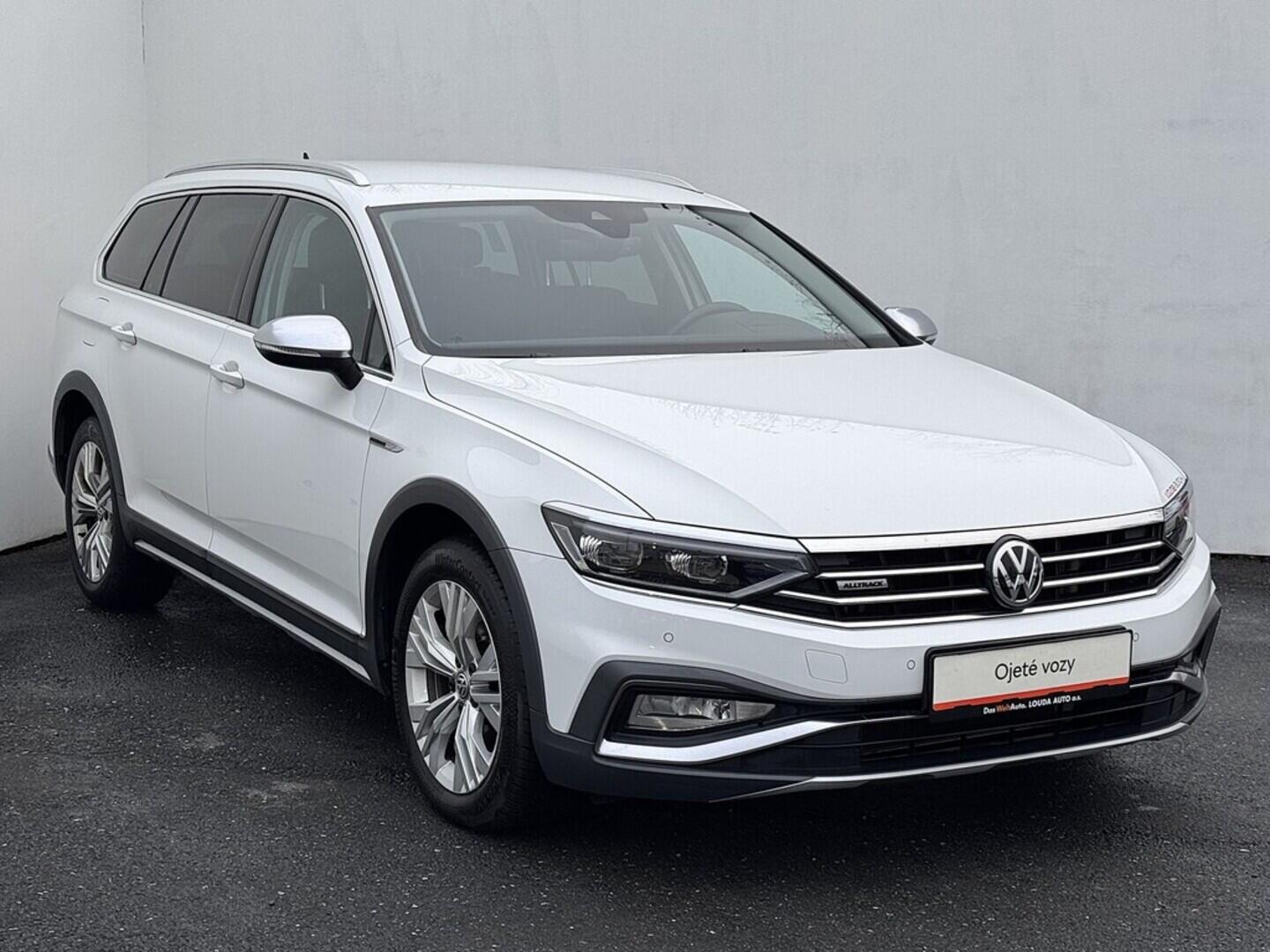 O419V08002_14.webp_PASSAT Alltrack 2.0 TDI 140 kW automat, DPH